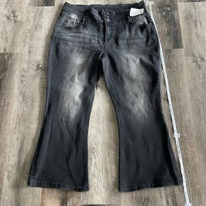 NEW Suzanne Betro Denim Black Jeans, Women’s Size 20